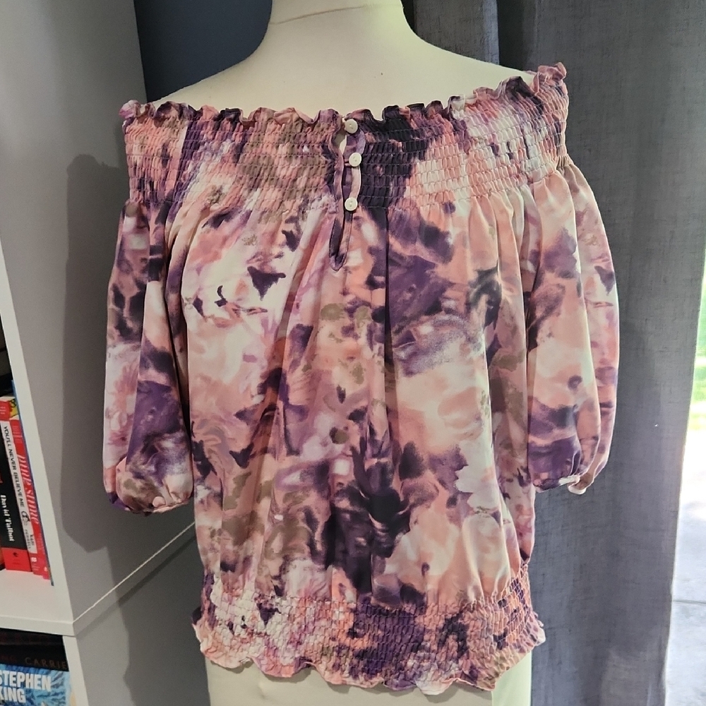 A.n.a off the shoulder pink and purple puff sleeve top Size Large